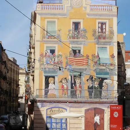Acogedor Apartamento En El Corazon Medieval De *