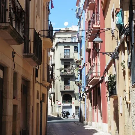 Acogedor Apartamento En El Corazon Medieval De *