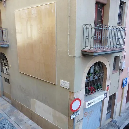 Acogedor Apartamento En El Corazon Medieval De *